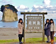 能登半島見附島